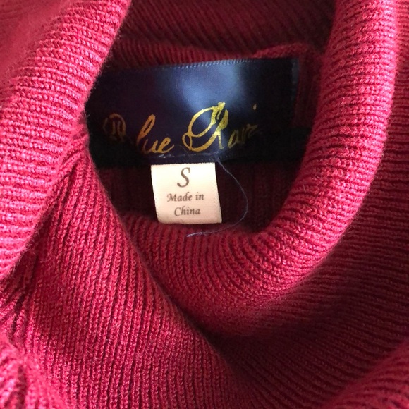 Knit maroon cowl neck top - Picture 2 of 3